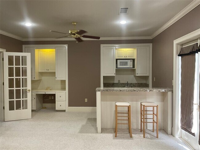 Building Photo - 56 Peachwood Dr