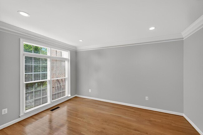 Building Photo - 3980 Ballynahown Cir