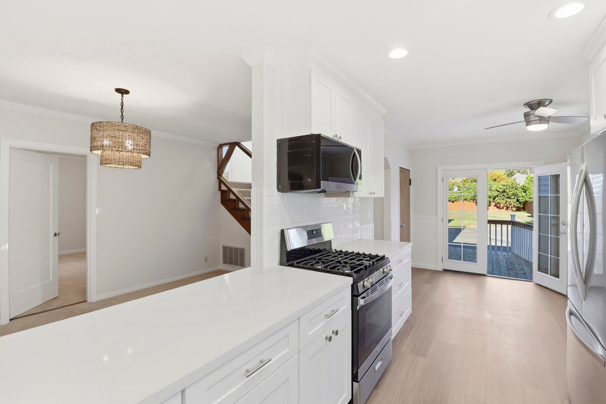 Building Photo - 740 Laurel Ave