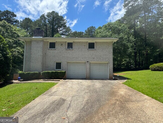 Building Photo - 4977 Rockbridge Rd SW