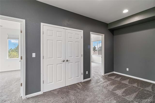 Building Photo - 25845 E Dry Creek Pl