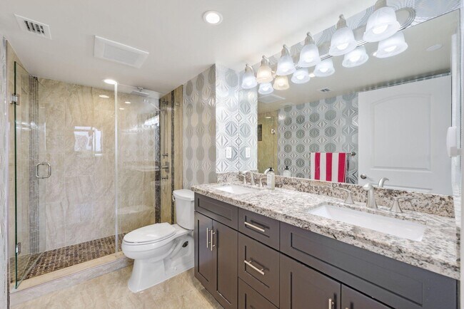 Building Photo - 3420 S Ocean Blvd