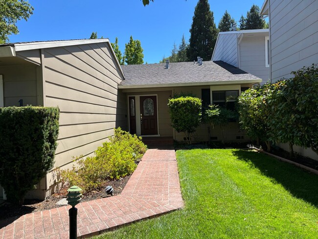 Primary Photo - Single Level 2BR/2BA Home in Moraga COUNTR...