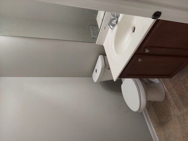 Building Photo - 801 Christopher St