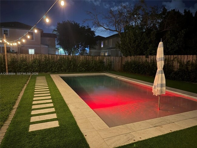 Building Photo - 2945 SE 3rd St