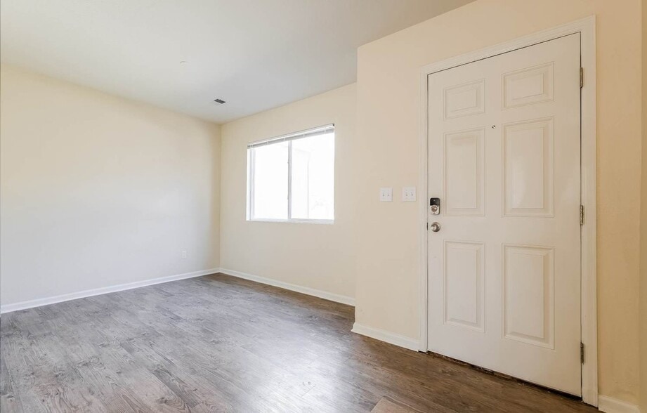 Building Photo - 4505 Andes St