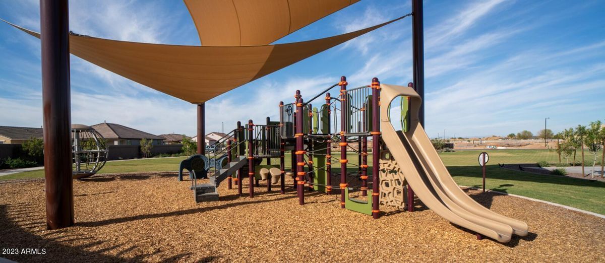 Building Photo - 9509 W Sells Dr