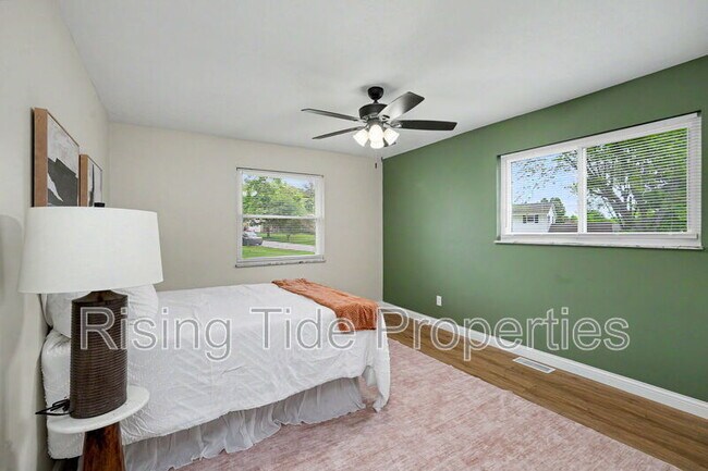 Building Photo - 2569 Richmar Dr