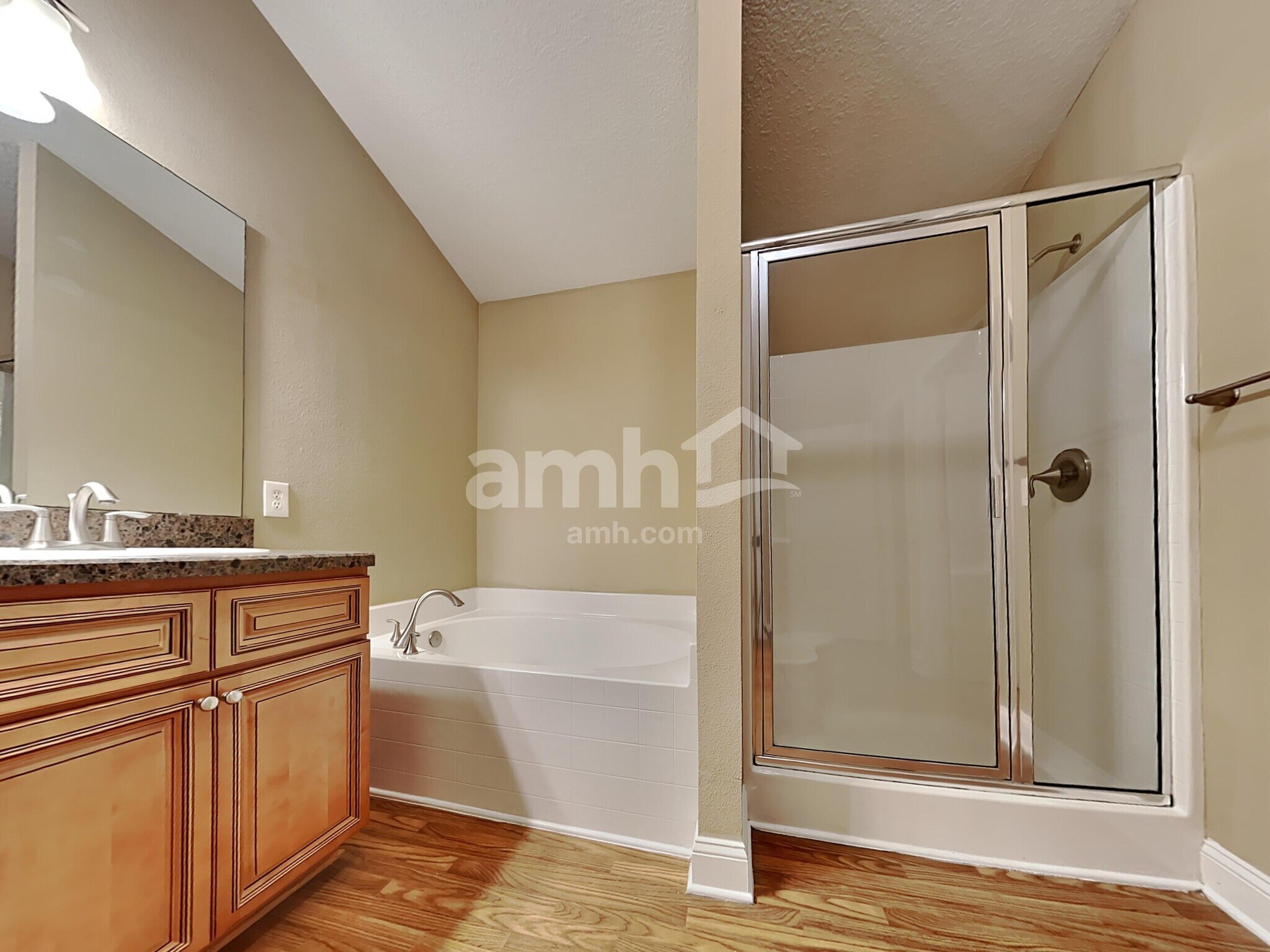 Building Photo - 2132 Cherokee Cove Trl