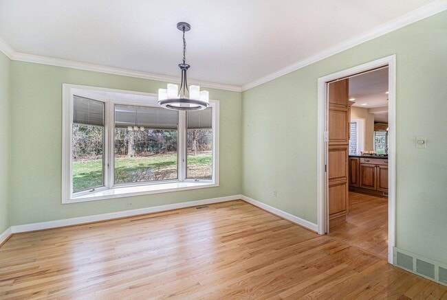 Building Photo - 6760 Orinoco Cir
