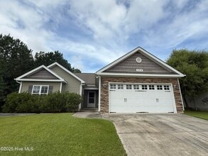 Building Photo - 508 Jasmine Ln