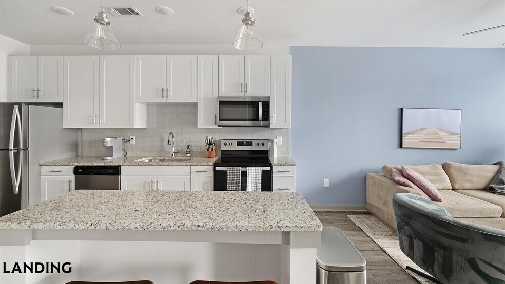 Building Photo - 2165 Nolensville Pk