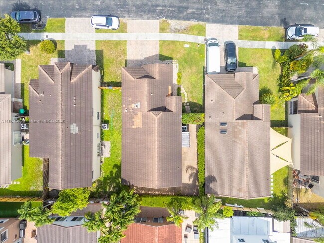 Building Photo - 14761 SW 156th Ave