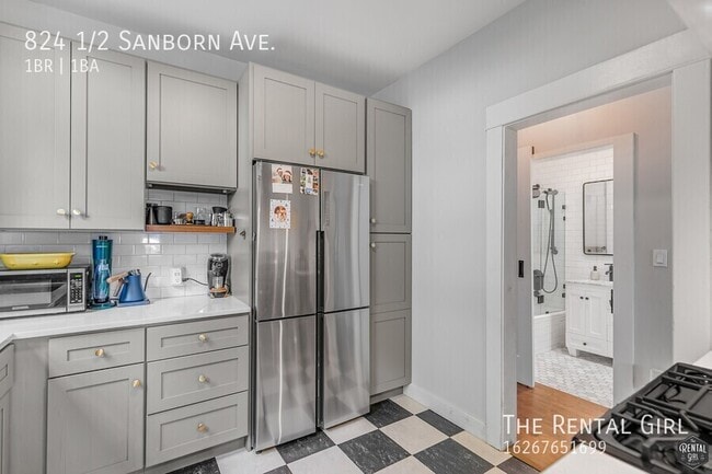 Building Photo - 824 1/2 Sanborn Ave.-