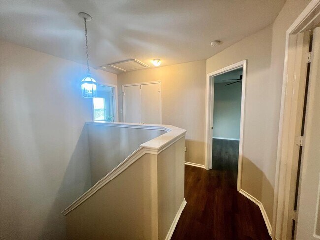Building Photo - 144 Sampson