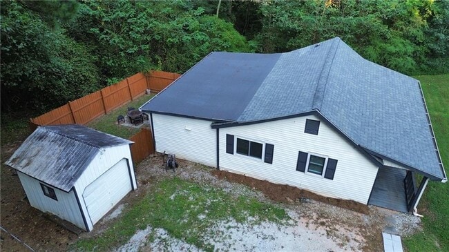 Building Photo - 562 Patillo Rd