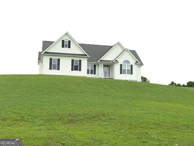 Building Photo - 135 Evans Rd