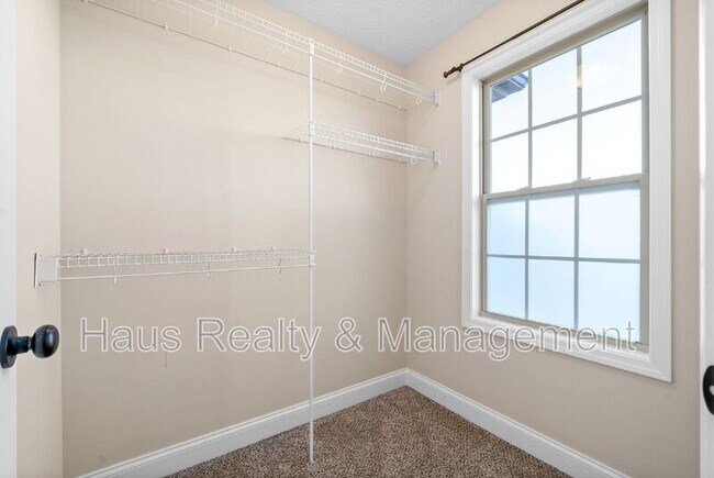 Building Photo - 961 Bonellis Ln