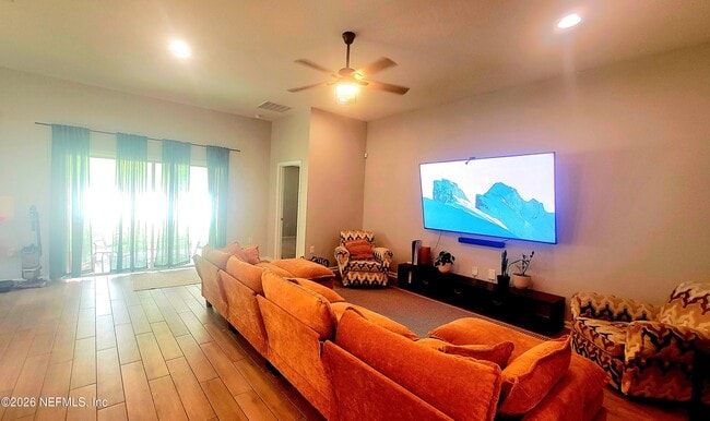 Building Photo - 7882 Island Fox Rd