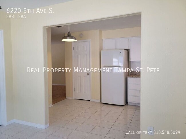 Building Photo - 6220 5th Ave S