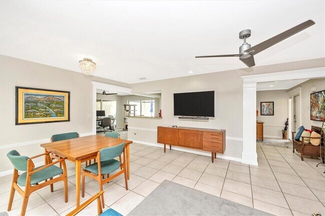 Building Photo - 3905 Glen Oaks Manor Dr