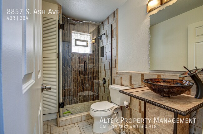 Building Photo - 8857 S Ash Ave
