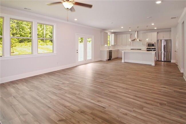 Building Photo - 329 Caledonia Ct