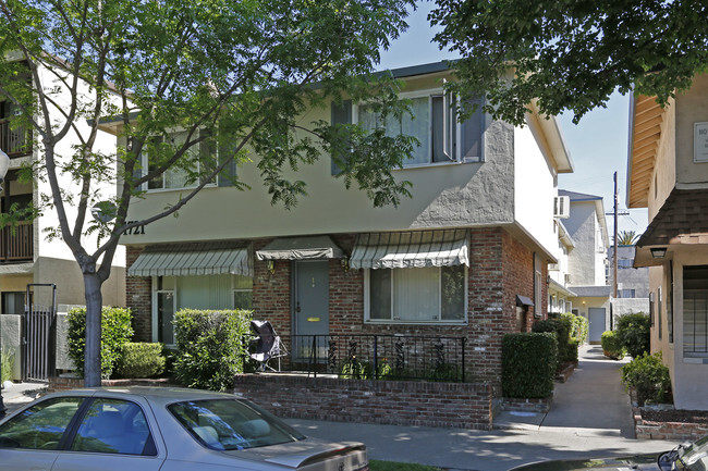 Primary Photo - Lee Apartments