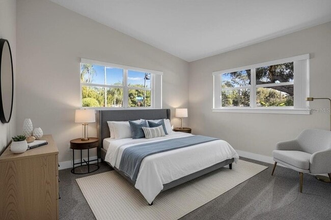 Building Photo - 1452 S Evergreen Ave