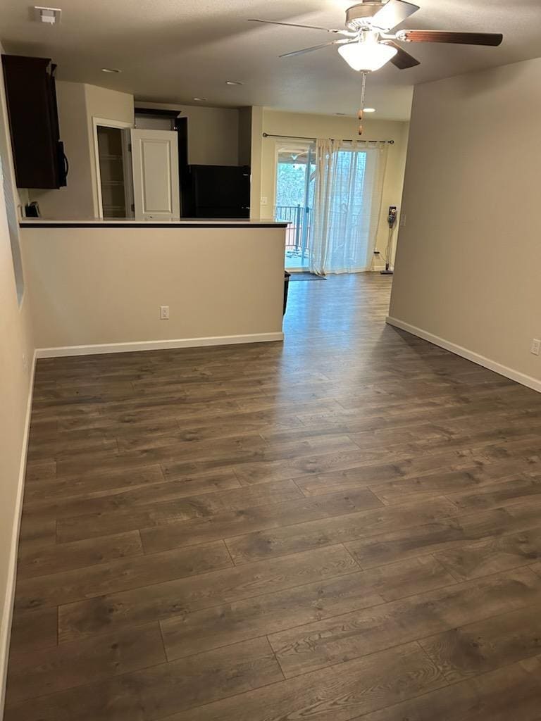 Living room - 280 Forest Ln