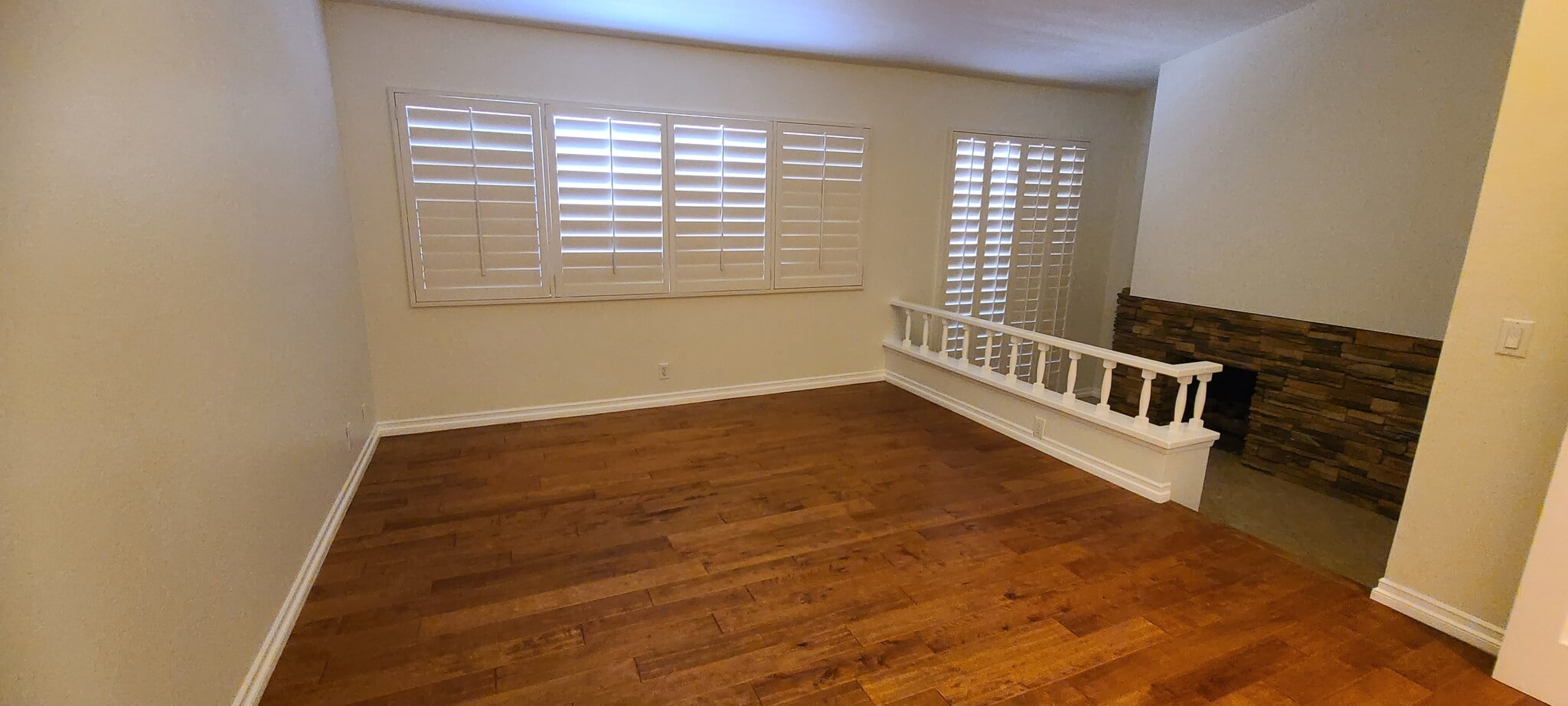 Building Photo - 861 Via Alameda