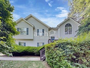 Building Photo - 753 Country Lake Ct
