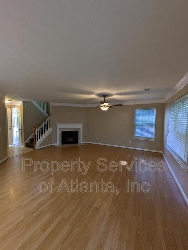Building Photo - 518 Arbor Ridge Dr