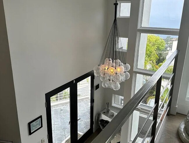 Building Photo - Azari PM-Juccuzi- half acre luxurious land...