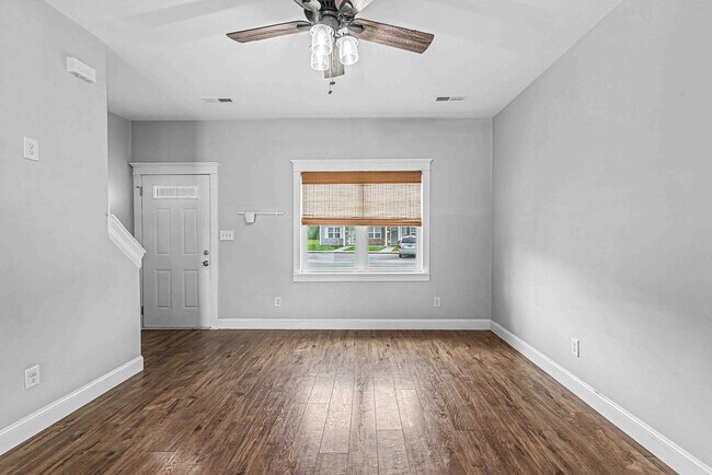 Building Photo - 110 Justice Farm Dr