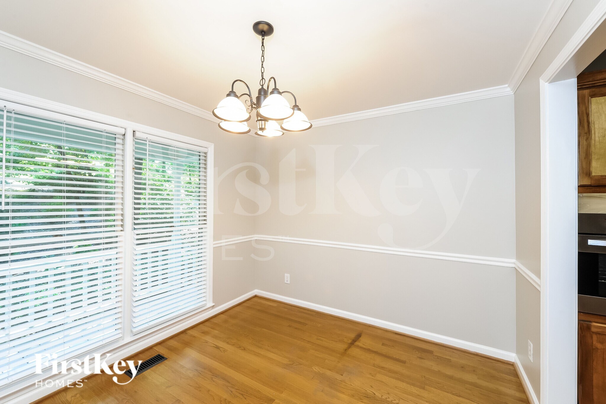 Building Photo - 6713 Thornwood Ct