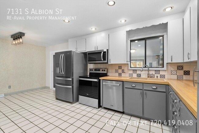 Building Photo - 7131 S Albion St