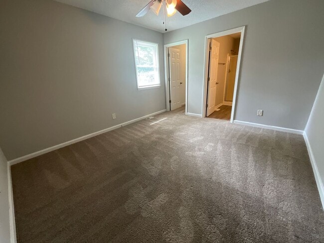 Building Photo - Now Ready in High Point! Fantastic 3 Bedro...