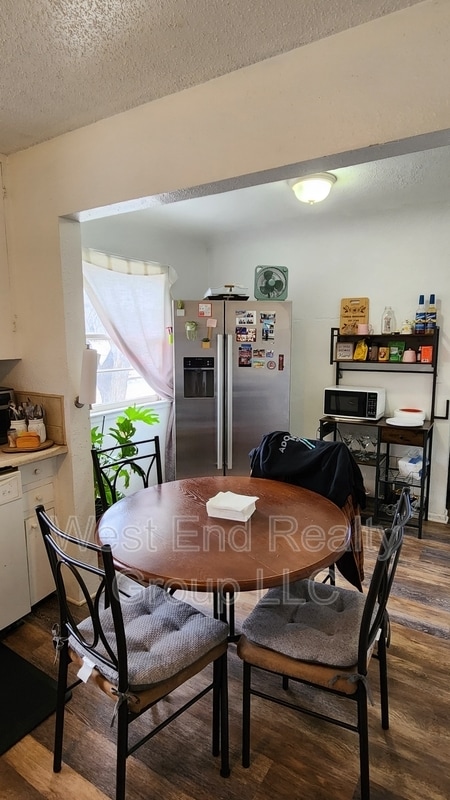 Building Photo - 1023-1029 North Washington Avenue - 1029