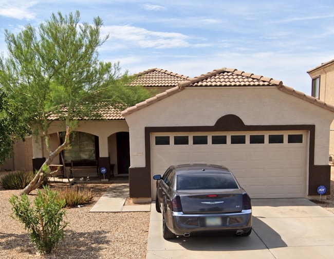 Building Photo - 11401 W Mountain View Dr