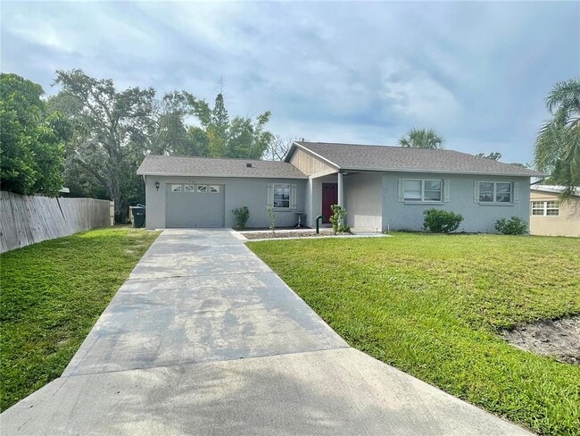 Building Photo - 2120 Outer Dr