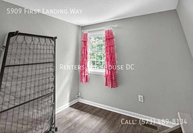 Building Photo - 5909 First Lndg Wy