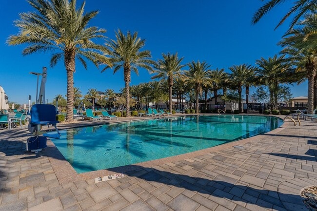 Building Photo - Large Home with Perfect Location in Cadence