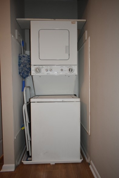 Laundry in unit - 4836 Atlantic Blvd