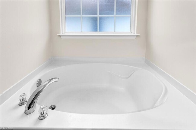 Building Photo - 5609 David Christian Pl