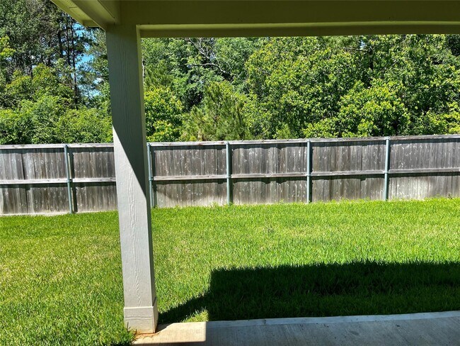 Building Photo - 513 Bonnerville Ln