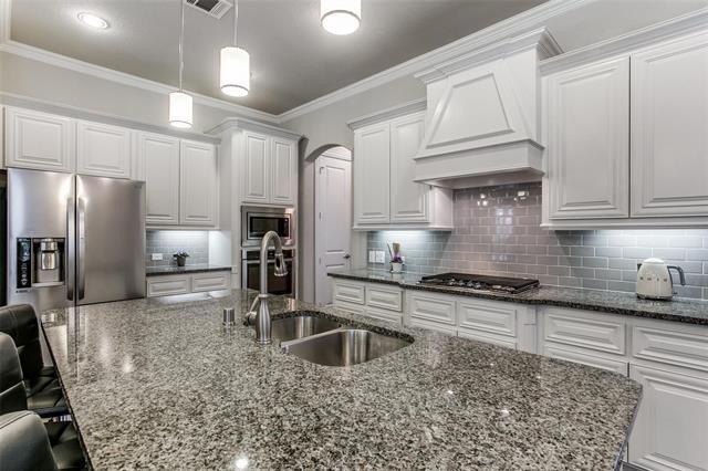 Building Photo - 3901 Bentley Dr
