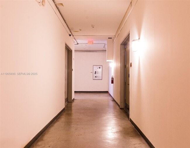 Building Photo - 250 NW 23rd St