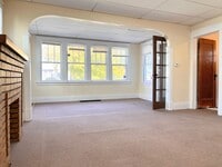 Building Photo - 253 Shirley Ave