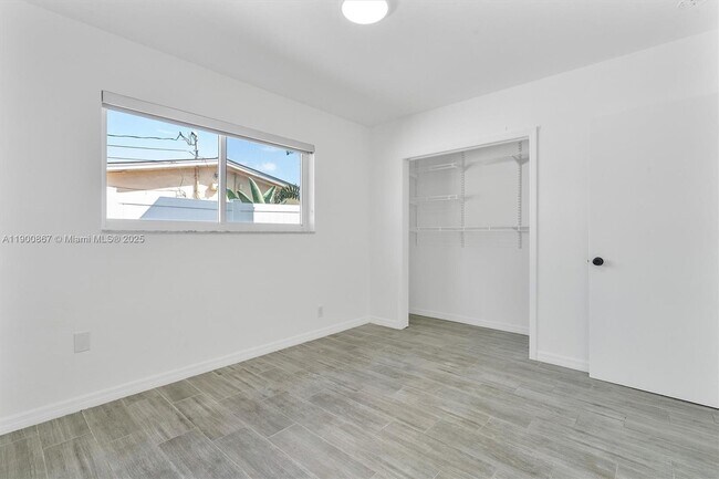 Building Photo - 4309 Jackson St